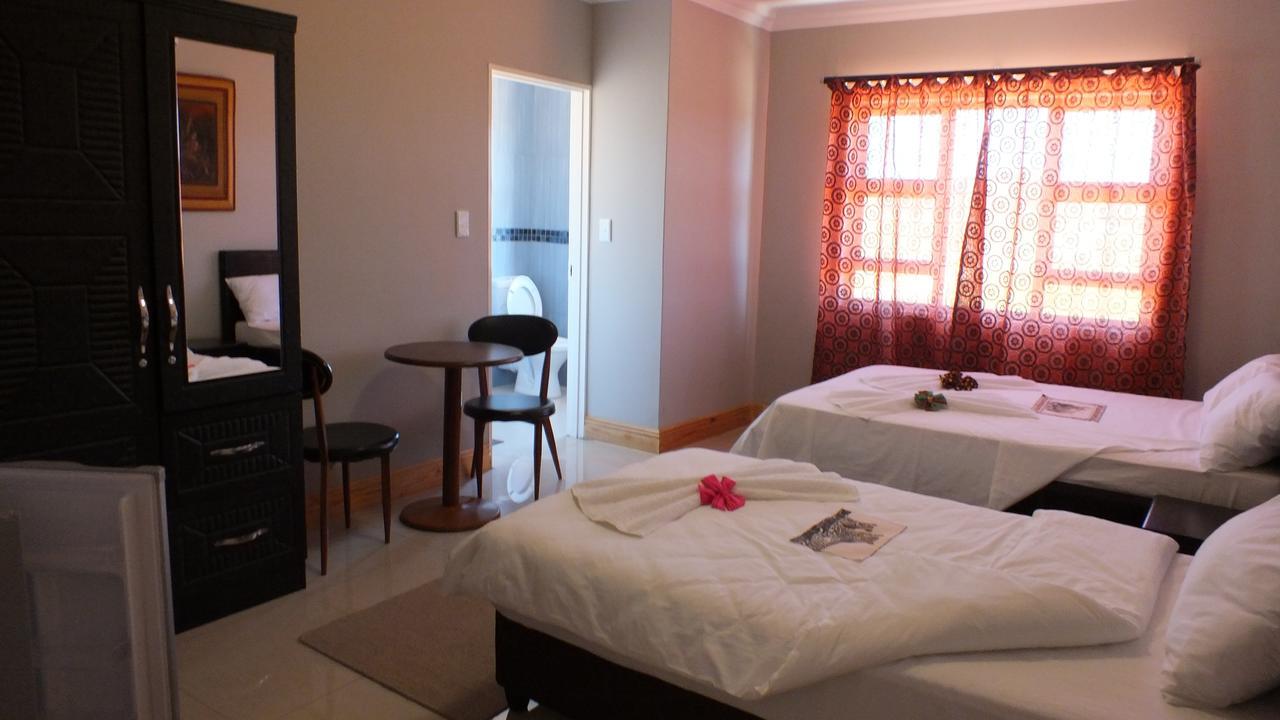 Royal Castle Guest House Windhoek Buitenkant foto